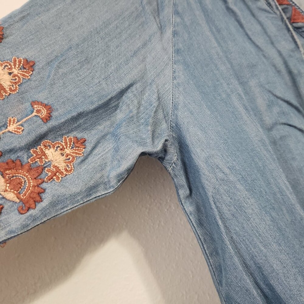 Altar'd State Womens M Embroidered Chambray Boho Tunic Top Blue Long Tassels - Picture 7 of 15